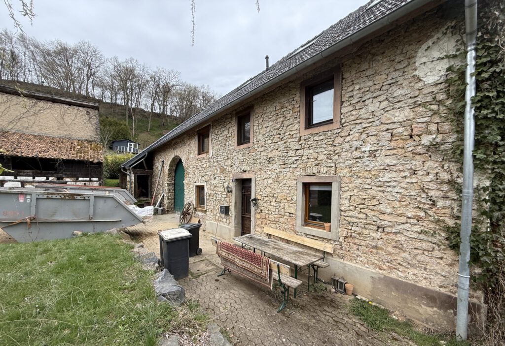 Bruchsteinhaus im Ahrtal